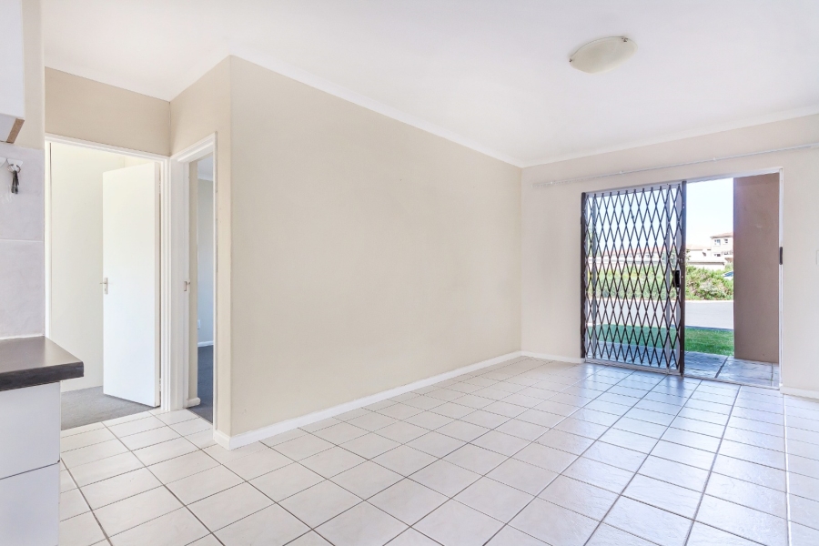 To Let 2 Bedroom Property for Rent in Heritage Park Western Cape